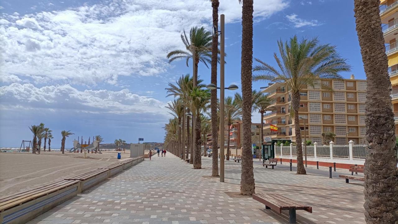Holidays At My Spanish Grandma Alicante Dış mekan fotoğraf
